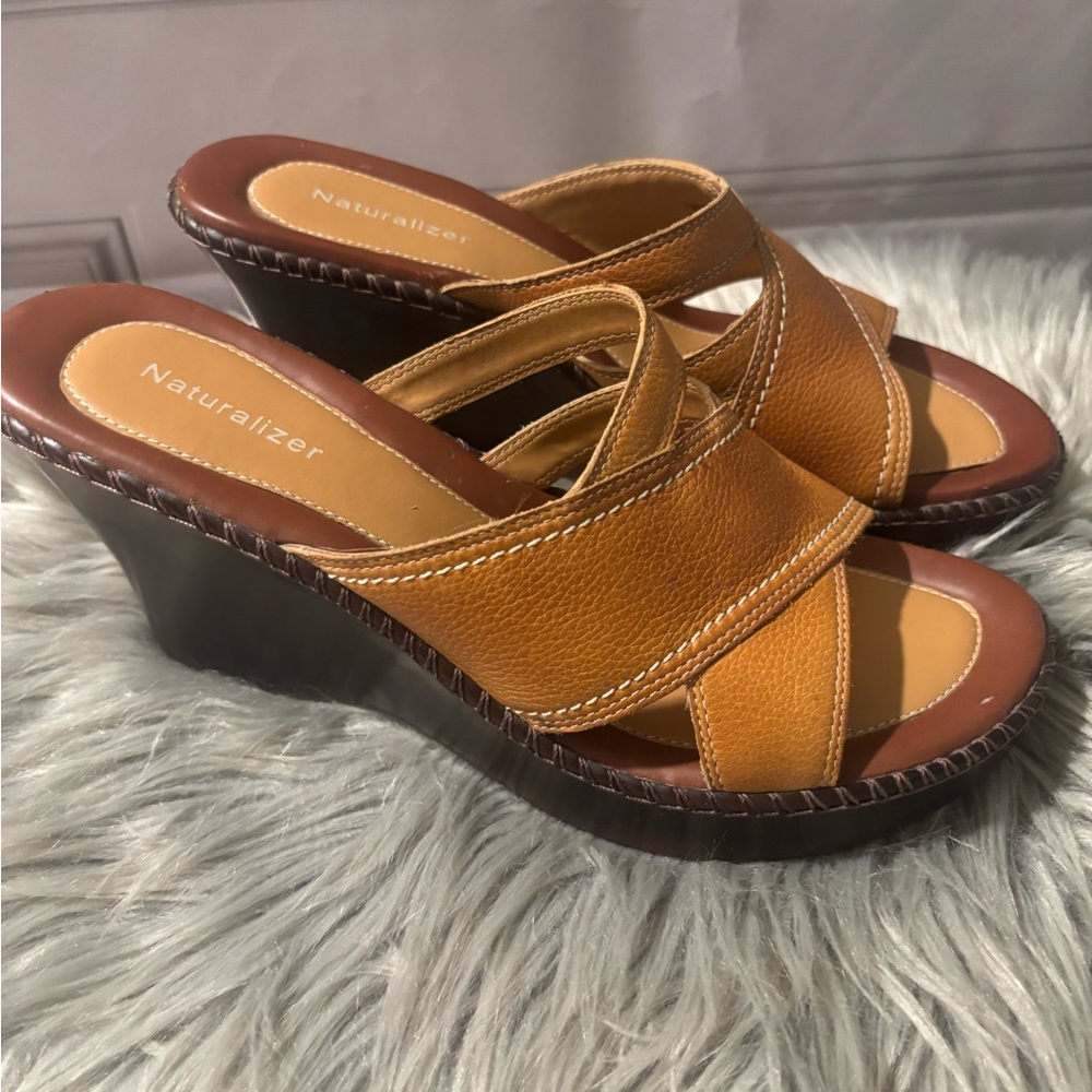 Naturalizer Women's Leather Light Brown Wedge Sandals Size 10M
